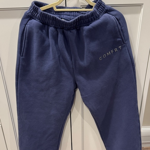 COMFRT Blue Hoodie with matching Sweatpants - Picture 6 of 9